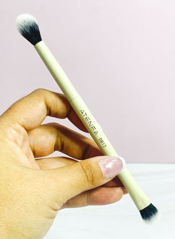 Brocha duo glam plana para productos cremosos/difuminadora