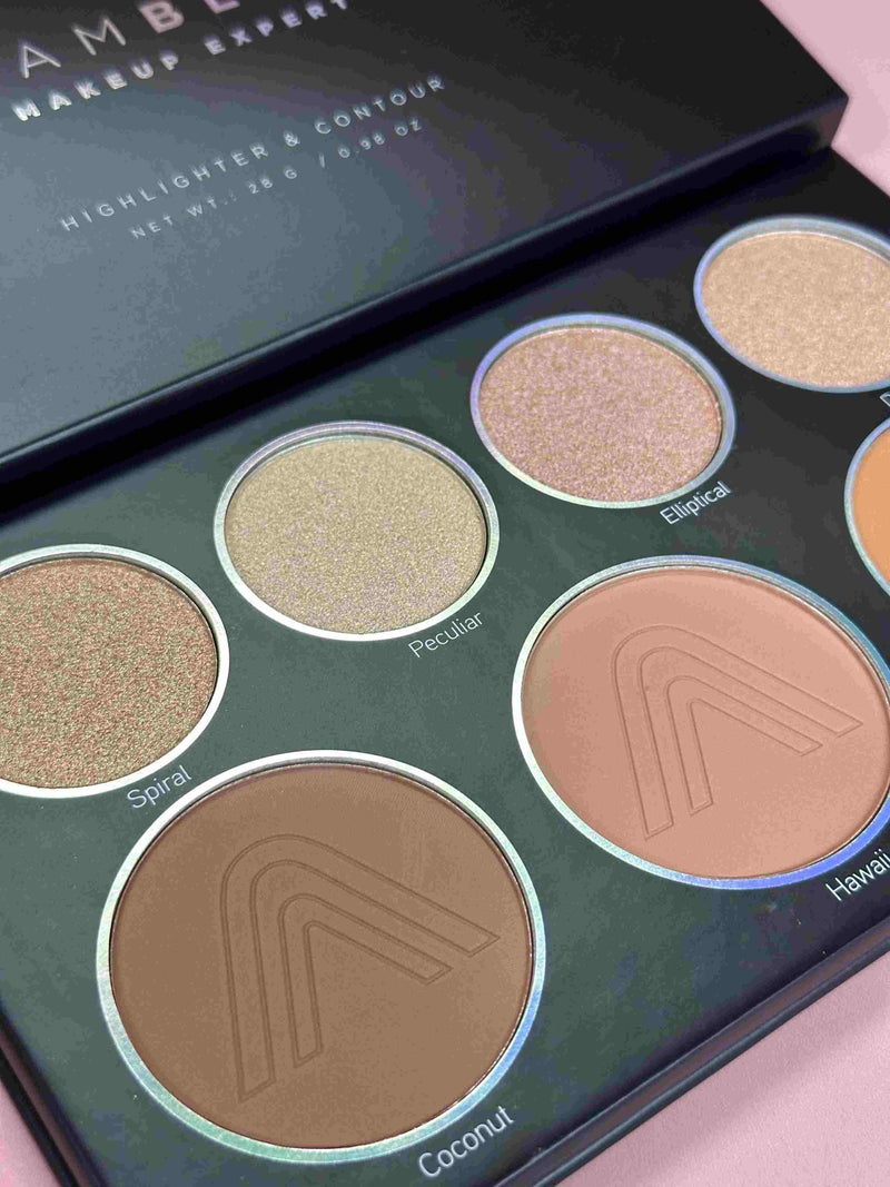 Paleta de iluminadores y contornos glam black